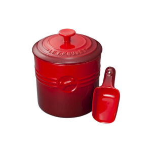 チェリーレッド